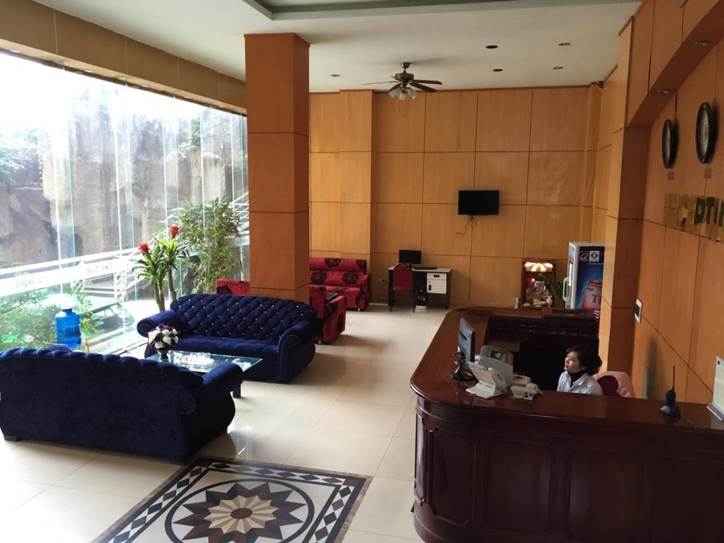 Avatar Hotel Vinh Exterior photo